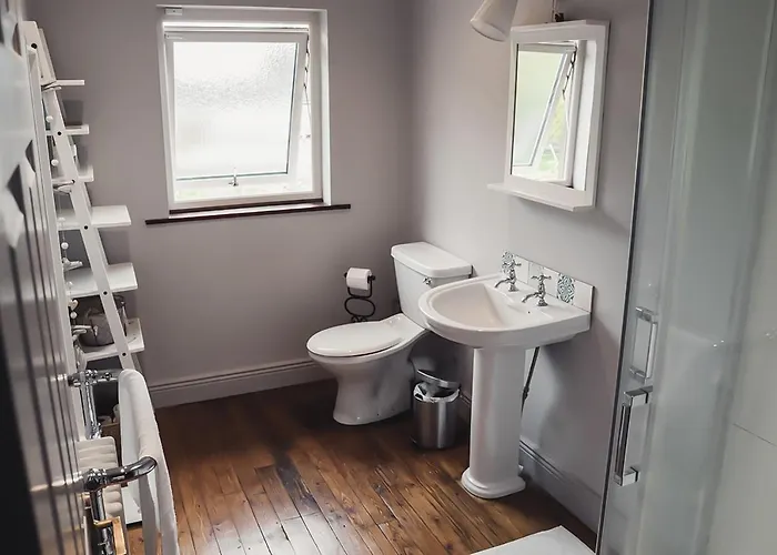 Phoenix House Nyaraló